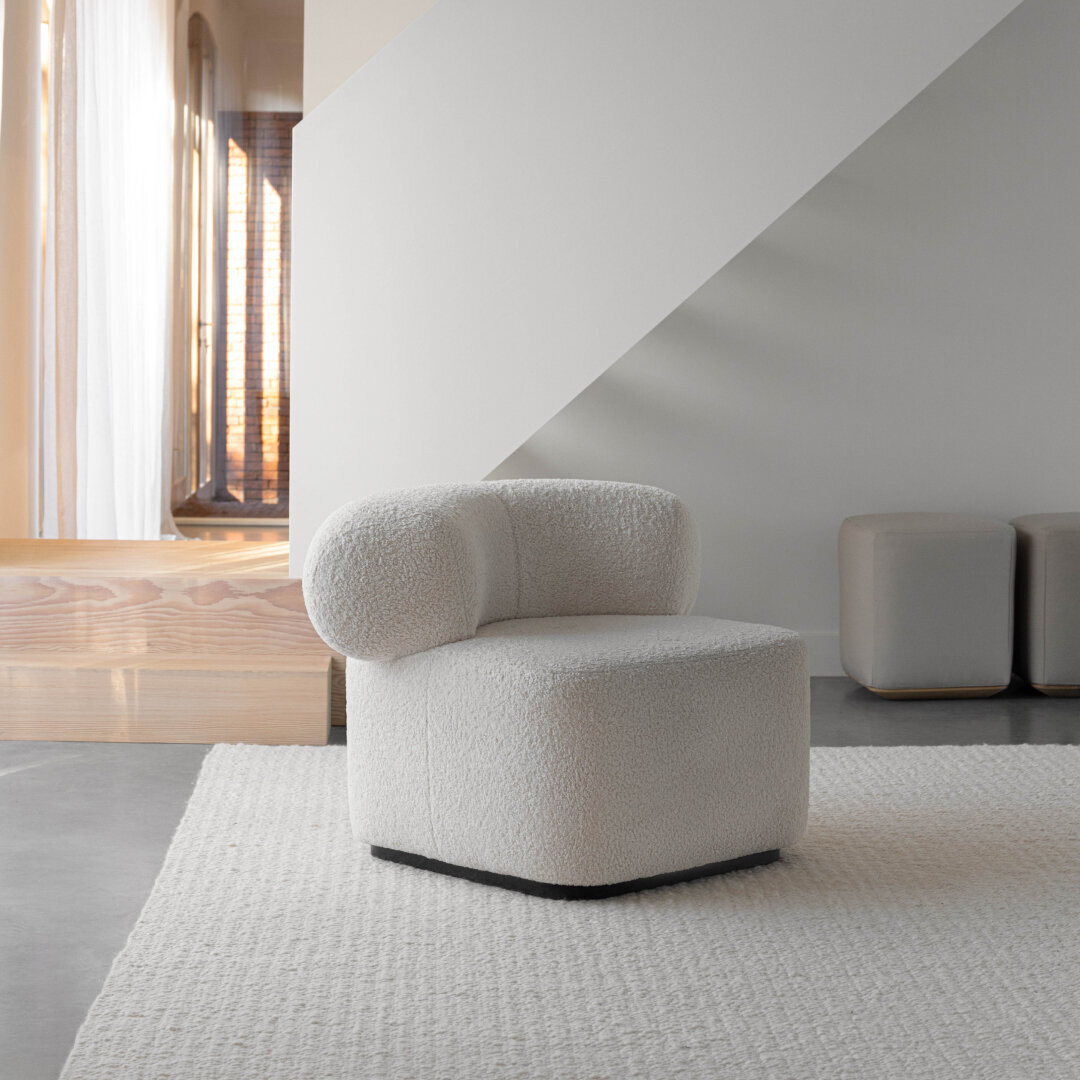 Luna lounge deals chair